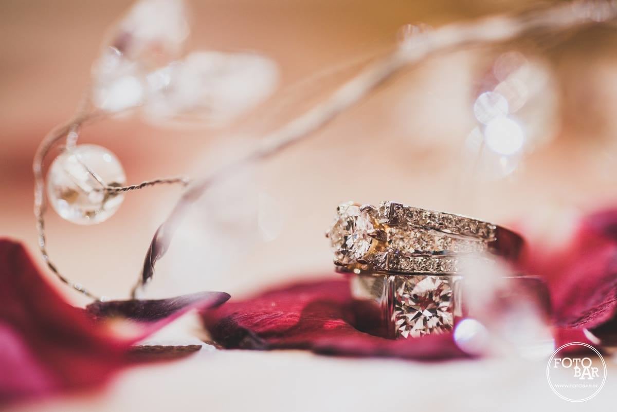 Glittering tokens of love by Fotobar Wedding-photography | Weddings Photos & Ideas
