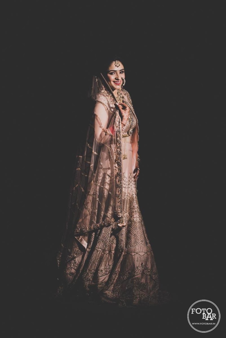 Bridal winsome by Fotobar Wedding-photography | Weddings Photos & Ideas