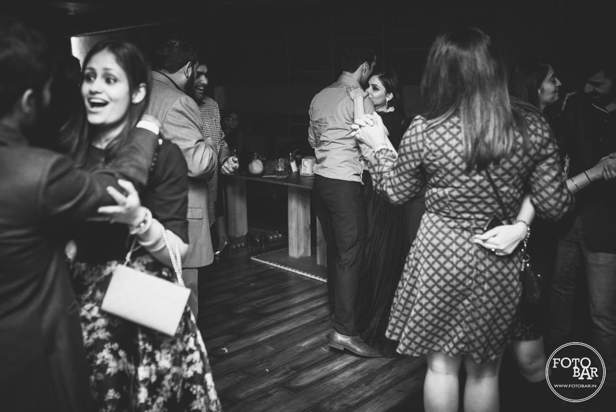 Dancing duet by Fotobar Wedding-photography | Weddings Photos & Ideas