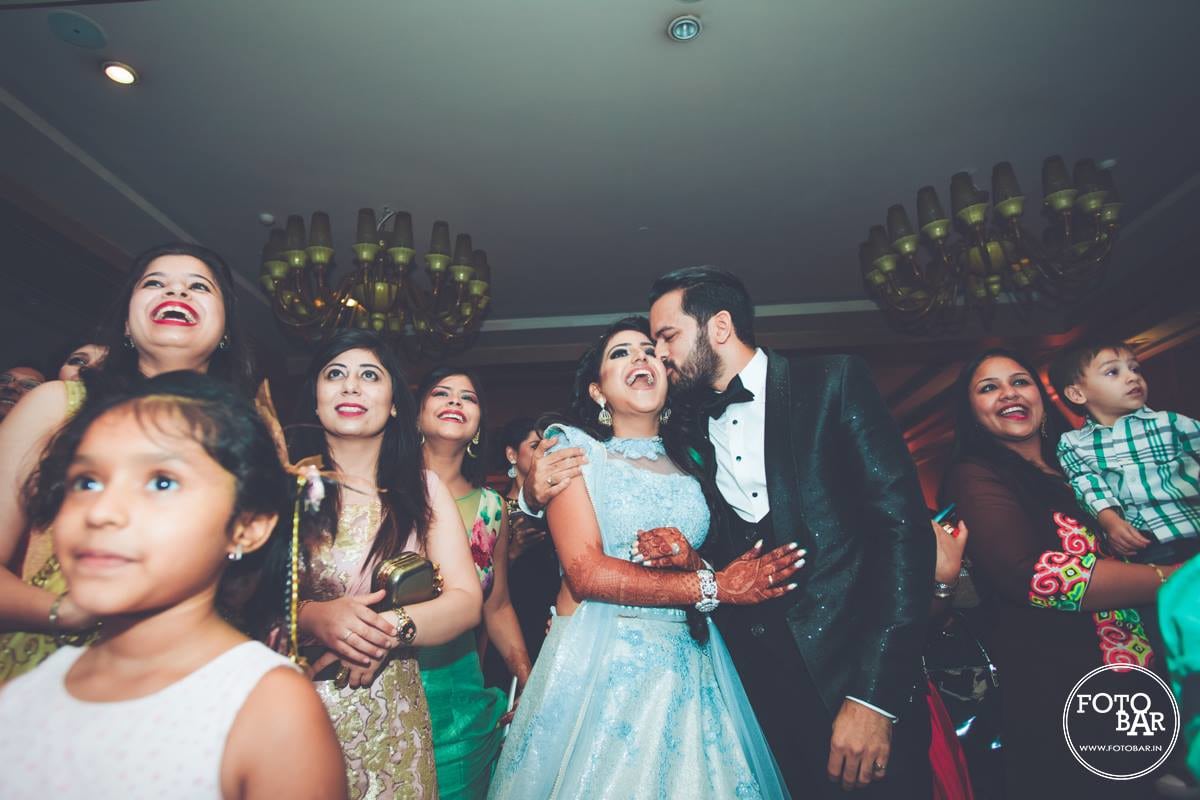 Adorable newlyweds by Fotobar Wedding-photography | Weddings Photos & Ideas