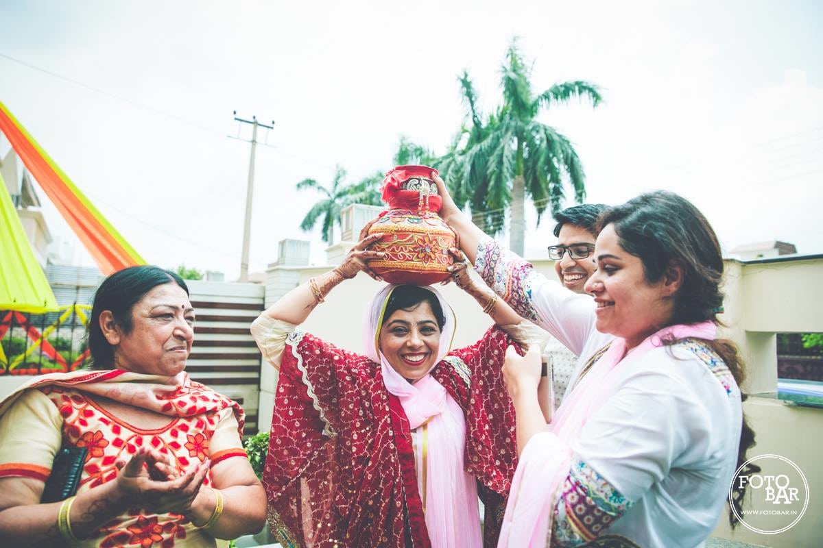 Wedding traditions are soulful and jolly by Fotobar Wedding-photography | Weddings Photos & Ideas