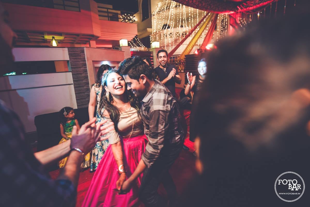 Convivial tickled pink by Fotobar Wedding-photography | Weddings Photos & Ideas