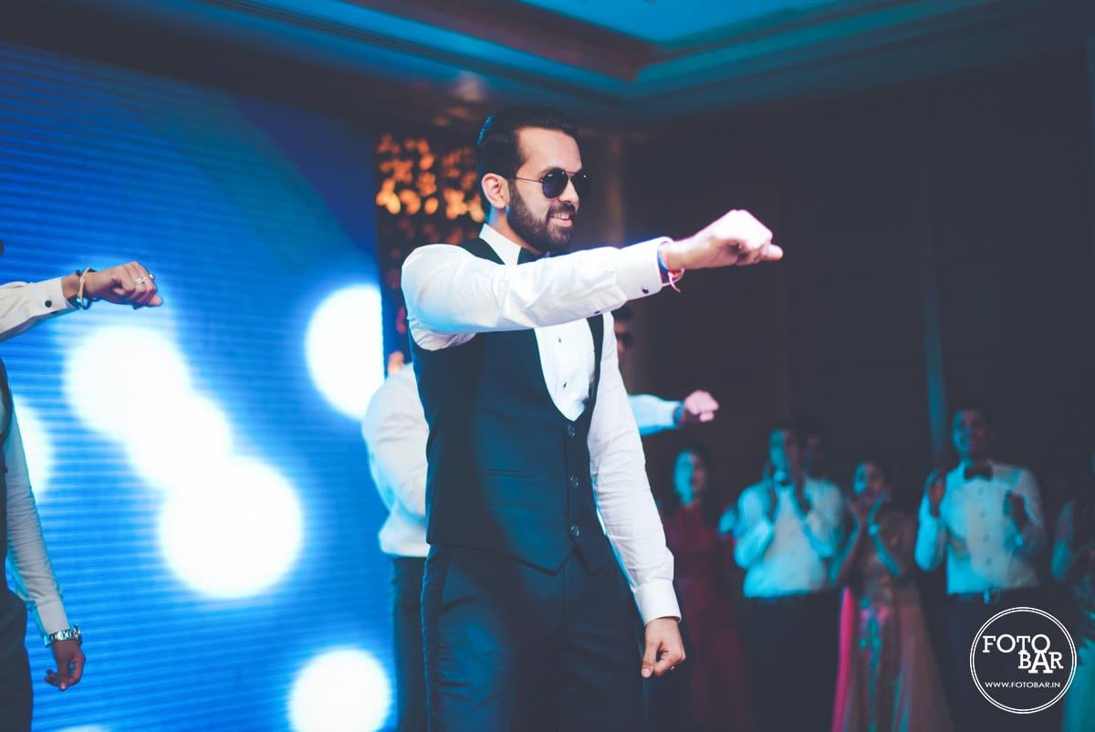 Moves like jagger by Fotobar Wedding-photography | Weddings Photos & Ideas