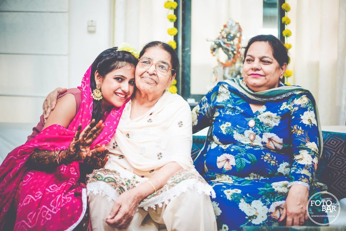 Adorable moments captured by Fotobar Wedding-photography | Weddings Photos & Ideas