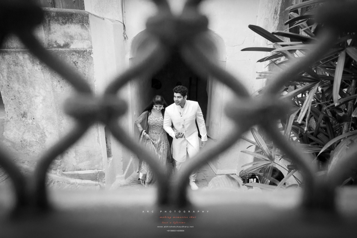 Happy and close by ARC Photography Wedding-photography | Weddings Photos & Ideas