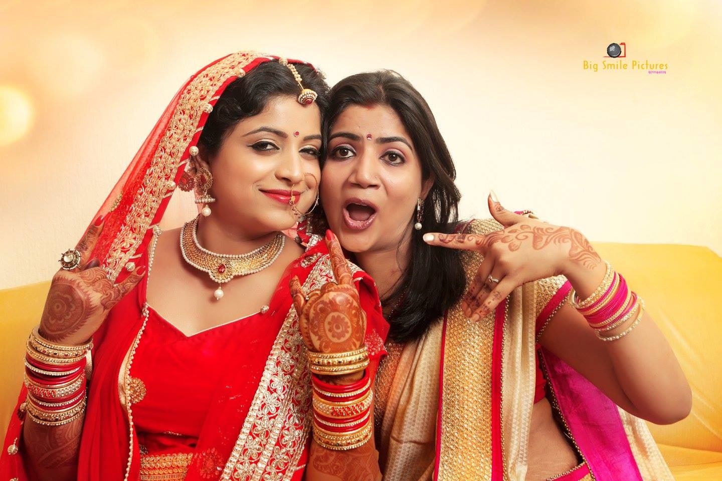 Fun Photo Shoot With Bride And Bridesmaid by Mukesh bijalwan Wedding-photography Bridal-jewellery-and-accessories | Weddings Photos & Ideas