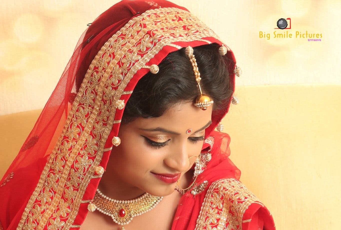 Gracious Embellished Adore by Mukesh bijalwan Wedding-photography Bridal-jewellery-and-accessories Bridal-makeup | Weddings Photos & Ideas