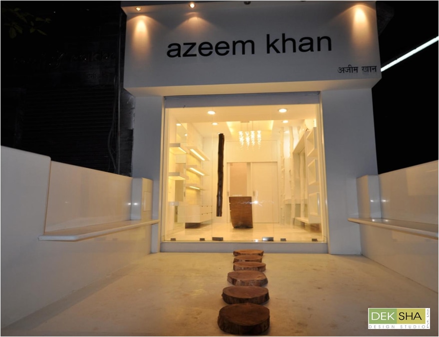 Contemporary showroom by Deksha Design Studio Pvt Ltd Contemporary | Interior Design Photos & Ideas