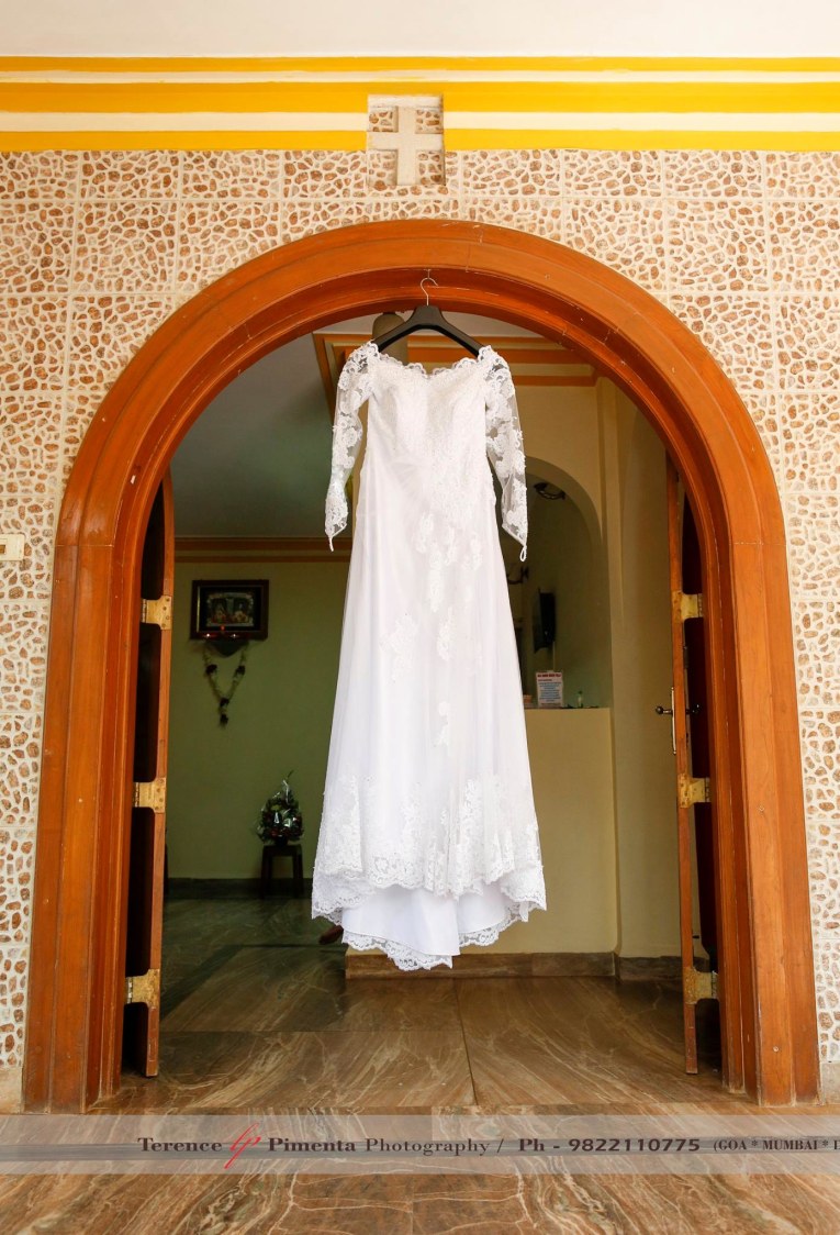 Aesthetic White Asymmetrical Gown With Net Sleeves by Terence Savio Pimenta Wedding-photography Wedding-dresses | Weddings Photos & Ideas