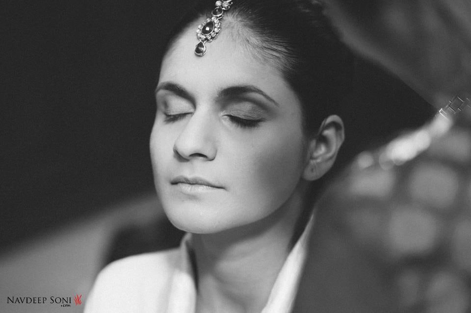 Black And White Shot of A Bride Getting ready by Navdeep Soni Wedding-photography | Weddings Photos & Ideas