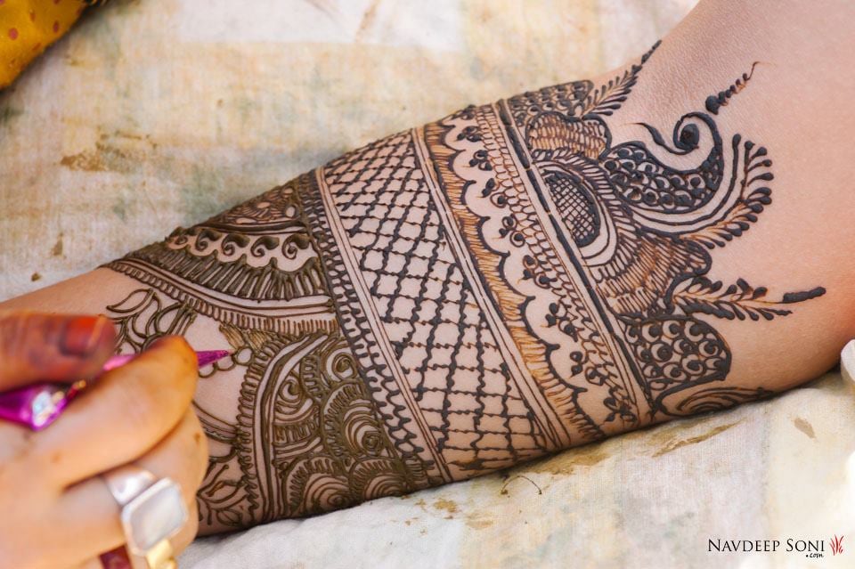 Captivating Unique Mehendi Design by Navdeep Soni Bridal-mehendi | Weddings Photos & Ideas