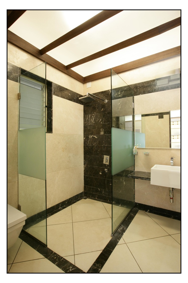 The Water Fall by RS Design Bathroom Modern | Interior Design Photos & Ideas