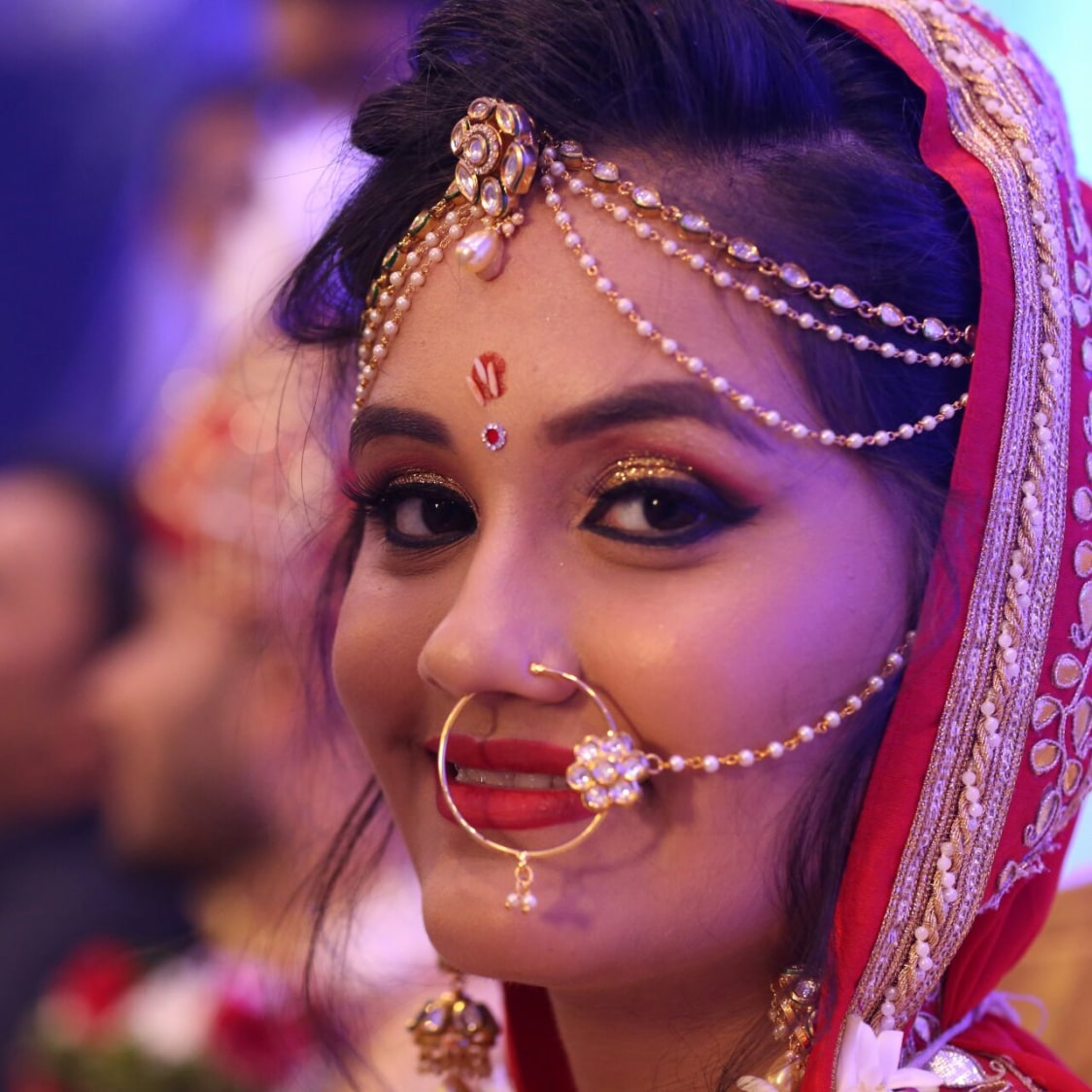 Ravishing glitter by Deepika Dhambeer Bridal-makeup | Weddings Photos & Ideas