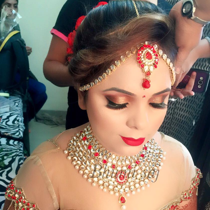 Striking bride look by Bhumika Sajnani Bridal-makeup | Weddings Photos & Ideas