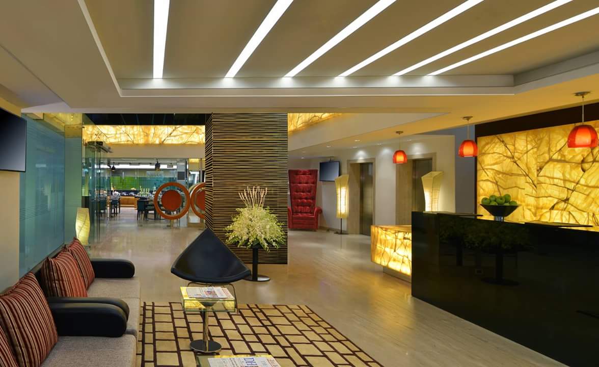 Brightly Light Reception by R. Gautam Jain Modern | Interior Design Photos & Ideas