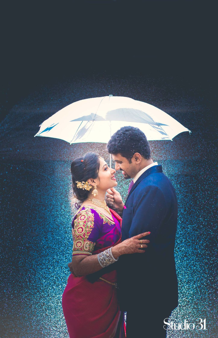 They surely love each other a lot! by Studio 31 by Pranesh Photography Wedding-photography | Weddings Photos & Ideas