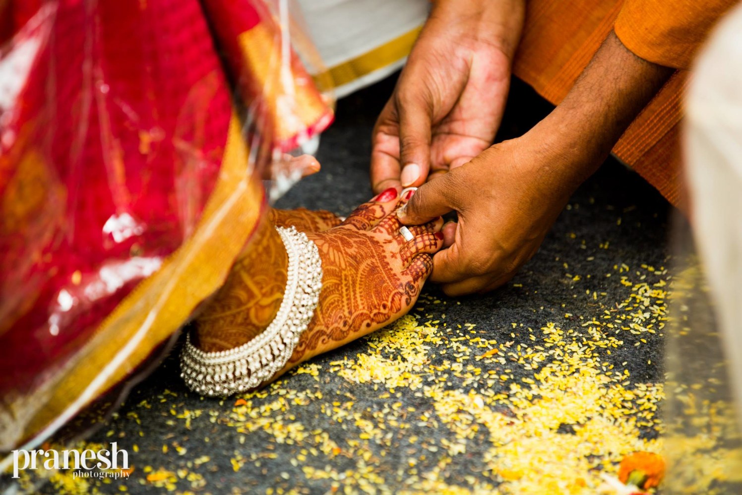 Aesthetic heena by Studio 31 by Pranesh Photography Wedding-photography | Weddings Photos & Ideas