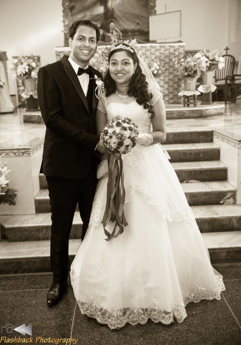 Bride and Groom Making an Elegant Picture on Their Wedding Day by Lloyd Bangera Wedding-photography | Weddings Photos & Ideas