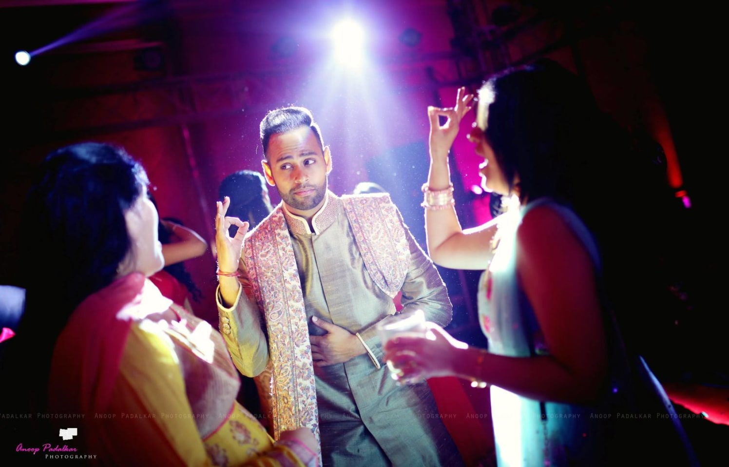 When a vj shows up at your wedding by Wedding Krafter Wedding-photography | Weddings Photos & Ideas