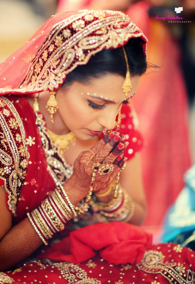 Bow down to the divine by Wedding Krafter Wedding-photography | Weddings Photos & Ideas