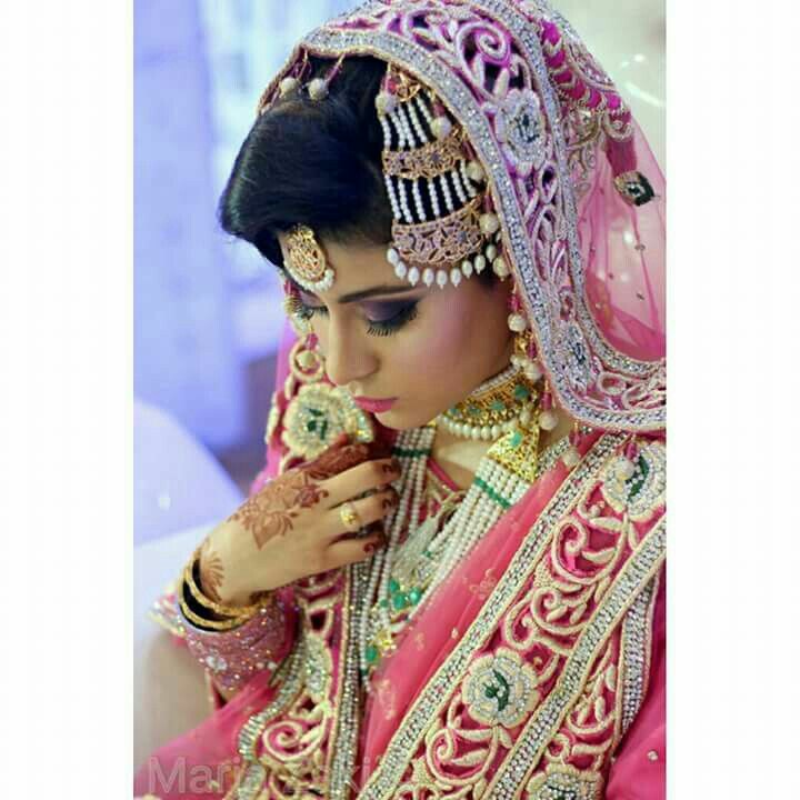 Purple eye shadow by Makeup Artist by Tamanna Ghori Wedding-photography | Weddings Photos & Ideas