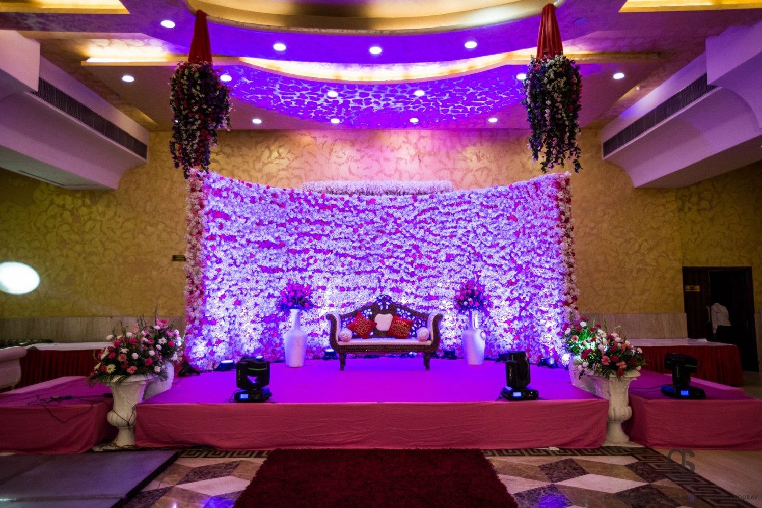Surreal decor by Reflections Photography Wedding-photography | Weddings Photos & Ideas
