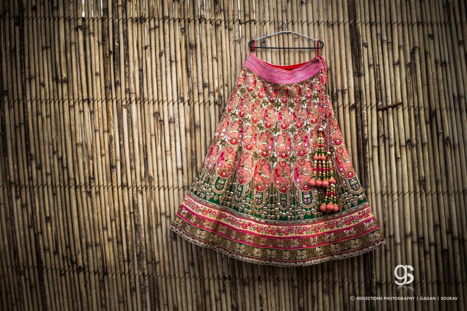 Coral rouge! by Reflections Photography Wedding-photography | Weddings Photos & Ideas