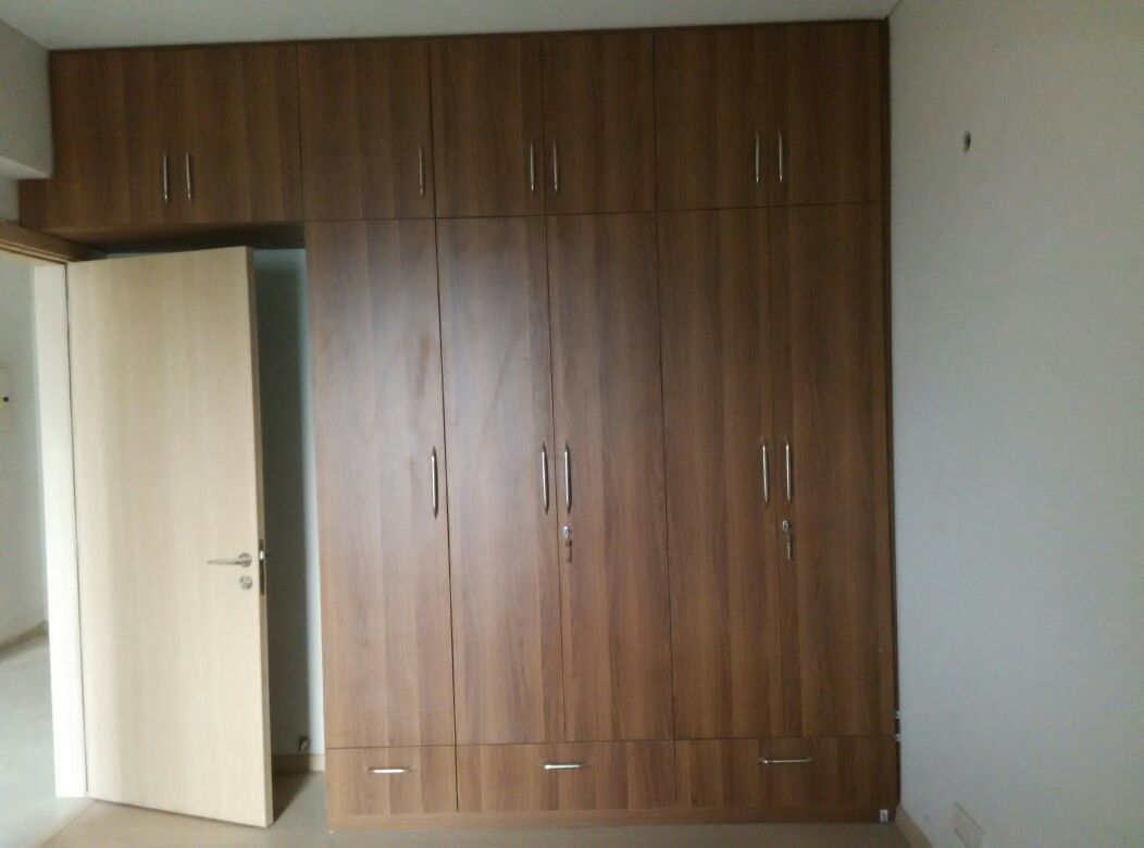 Veneer Closets by i Home Decor