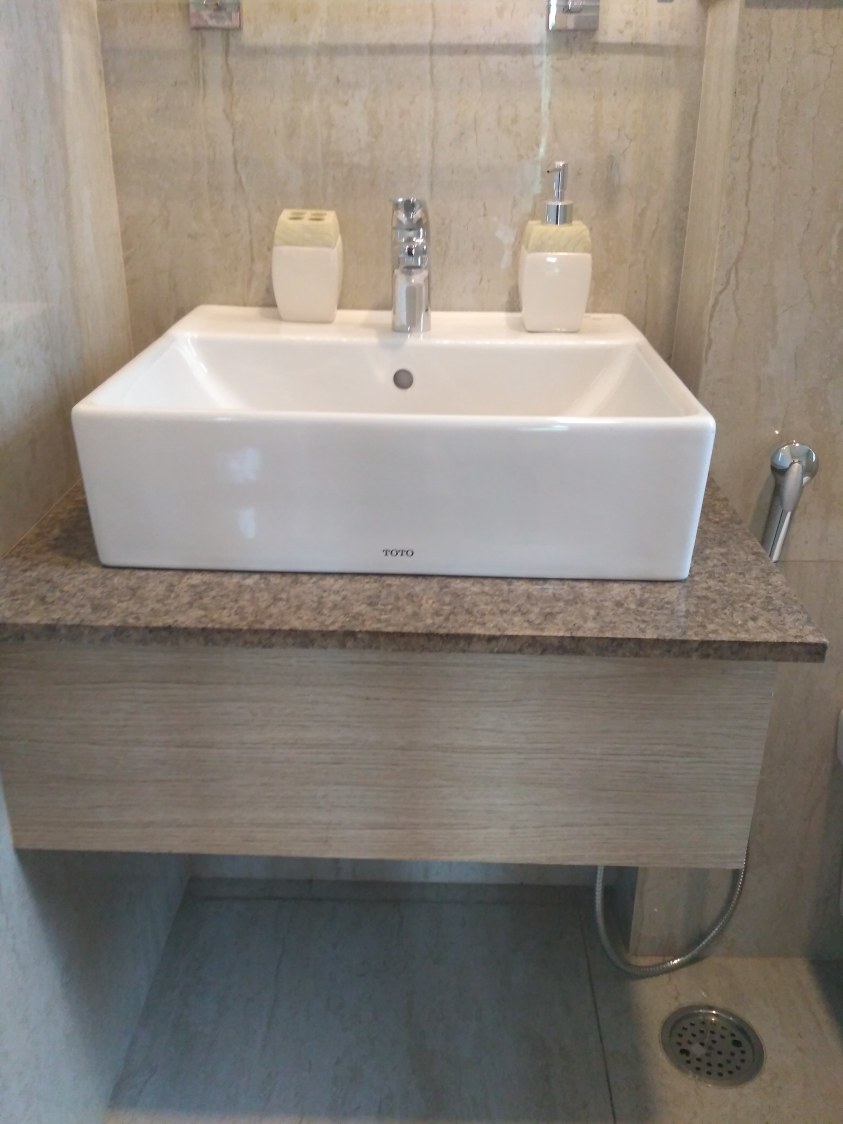 Go with the Sink by Navneet Kalra HUF Modern | Interior Design Photos & Ideas