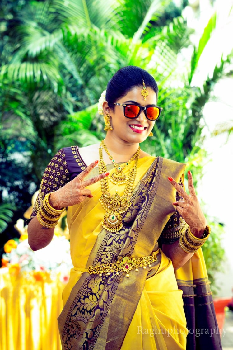 A Quirky Bride Wearing Stunning Bridal Jewellery by Raghu Raj Wedding-photography Bridal-jewellery-and-accessories | Weddings Photos & Ideas