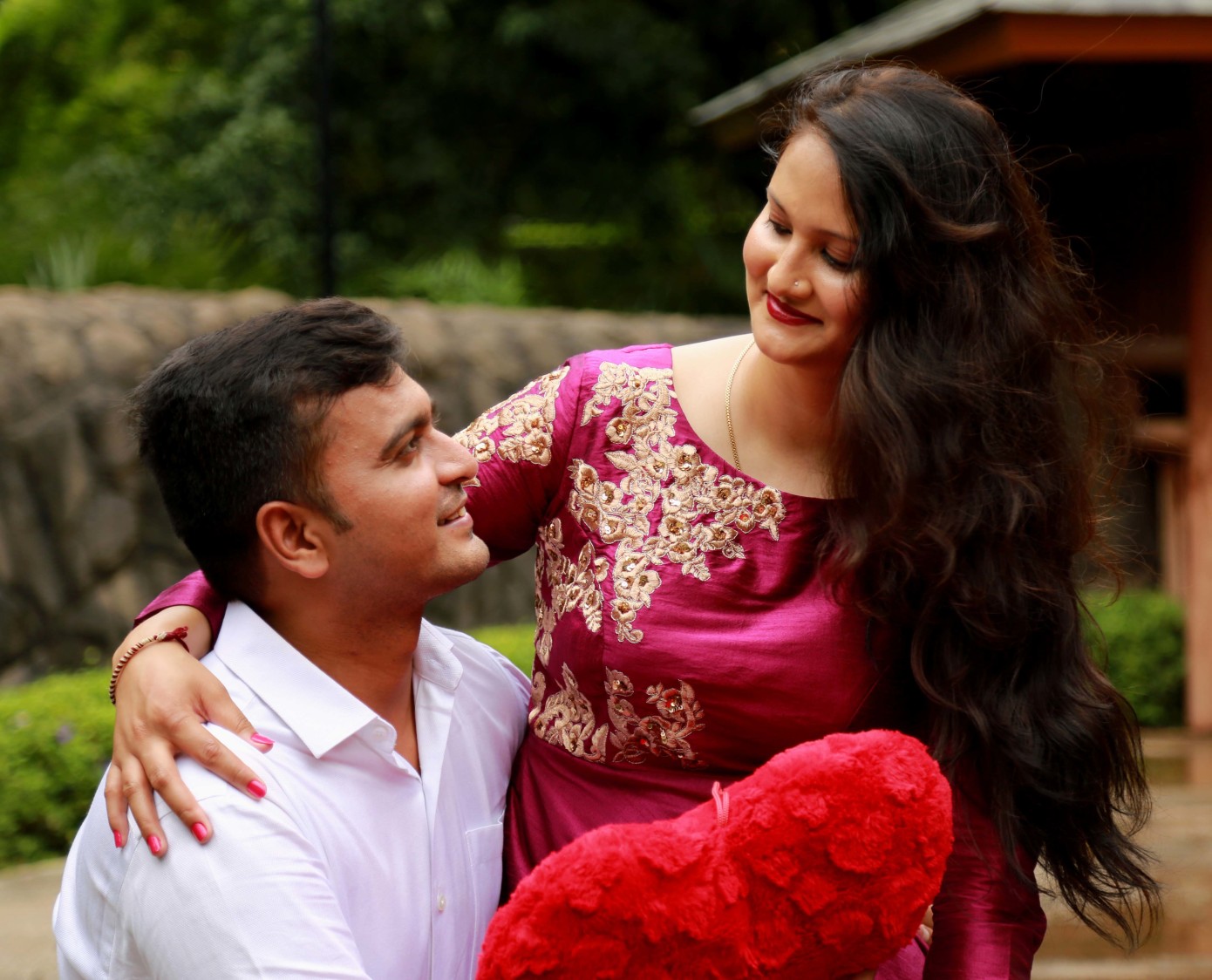 The sight of affection by Rushil Jadhav Wedding-photography | Weddings Photos & Ideas