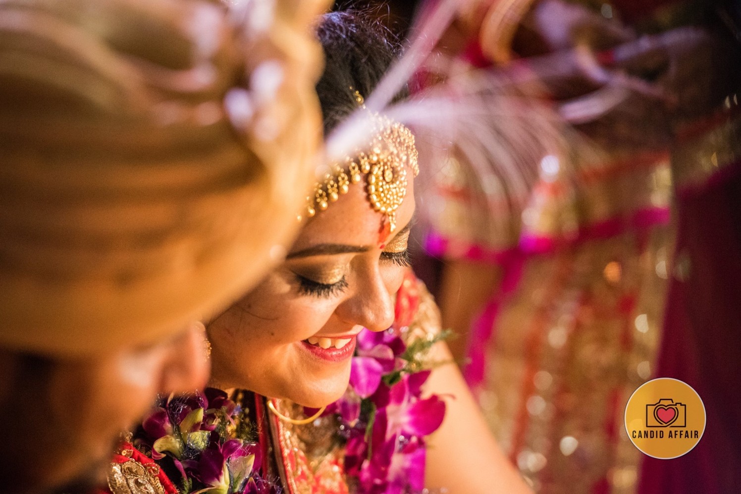 Gold Mangtikka Of The Bride by Candid Affair Wedding-photography Bridal-jewellery-and-accessories | Weddings Photos & Ideas