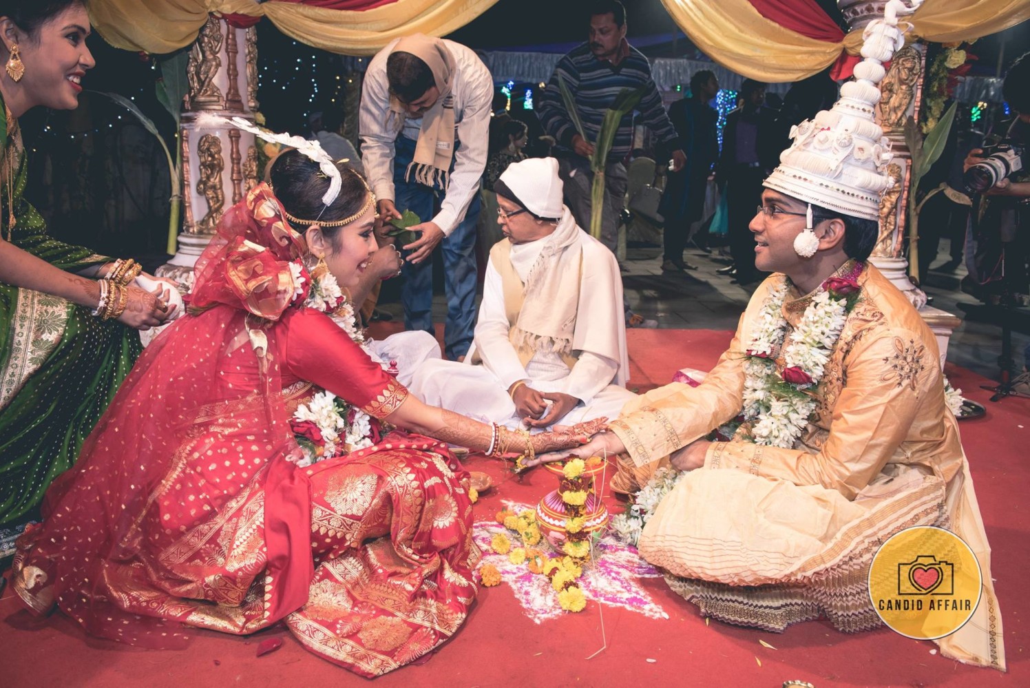 Wedding Rituals In A Bengali Wedding by Candid Affair Wedding-photography | Weddings Photos & Ideas