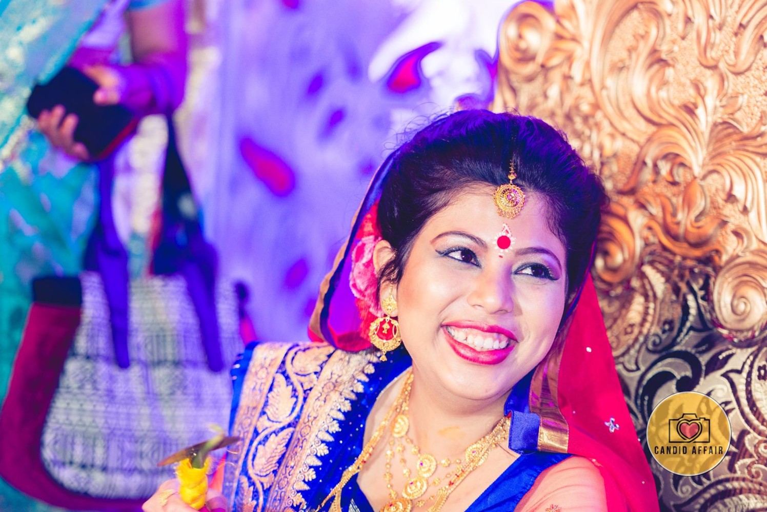 Bold Makeup Ideas For Bengali Bride by Candid Affair Wedding-photography Bridal-jewellery-and-accessories Bridal-makeup | Weddings Photos & Ideas