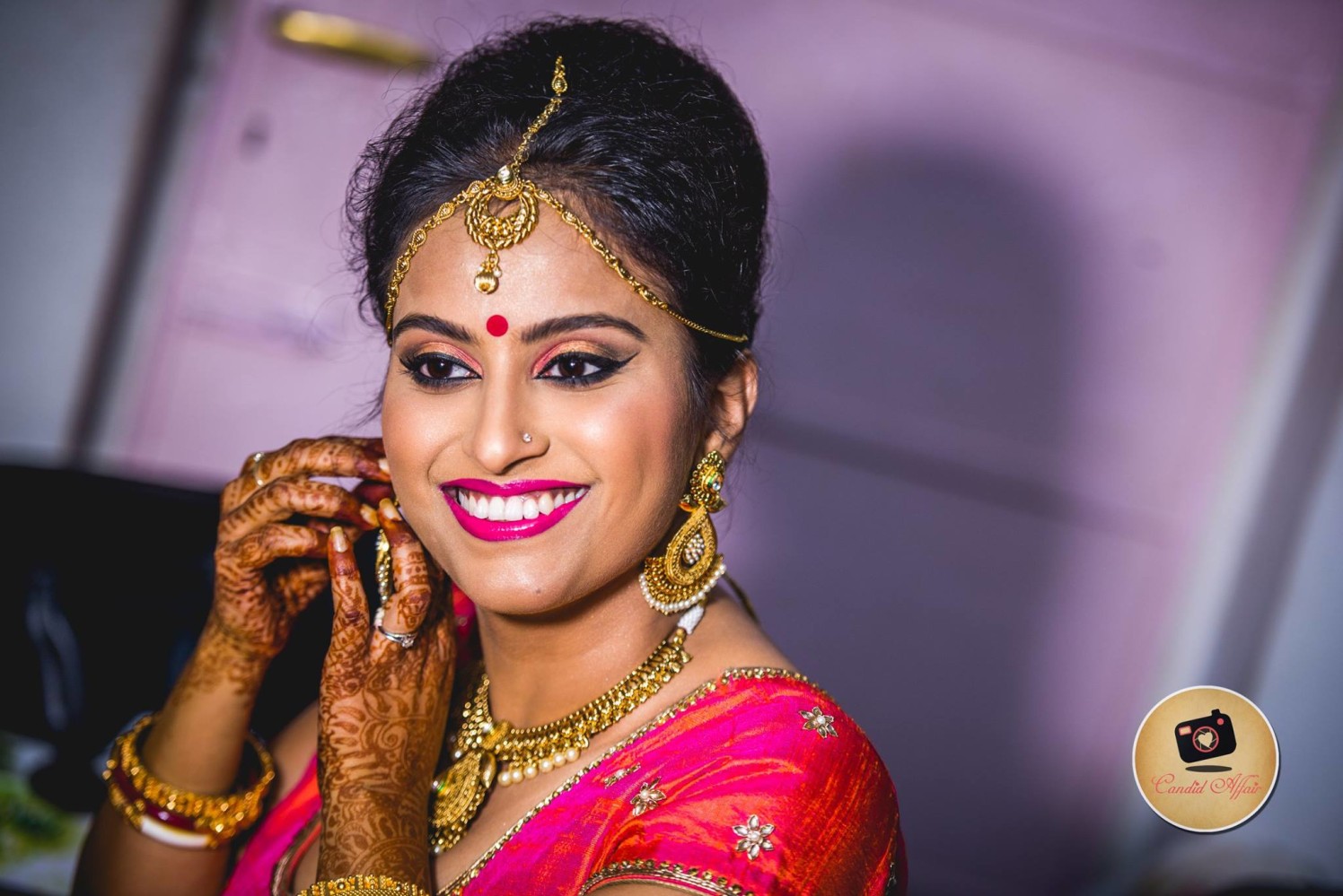 Stunning Bride Wearing Heavy Golden Jewellery With Detailed Work by Candid Affair Wedding-photography Bridal-jewellery-and-accessories Bridal-makeup | Weddings Photos & Ideas