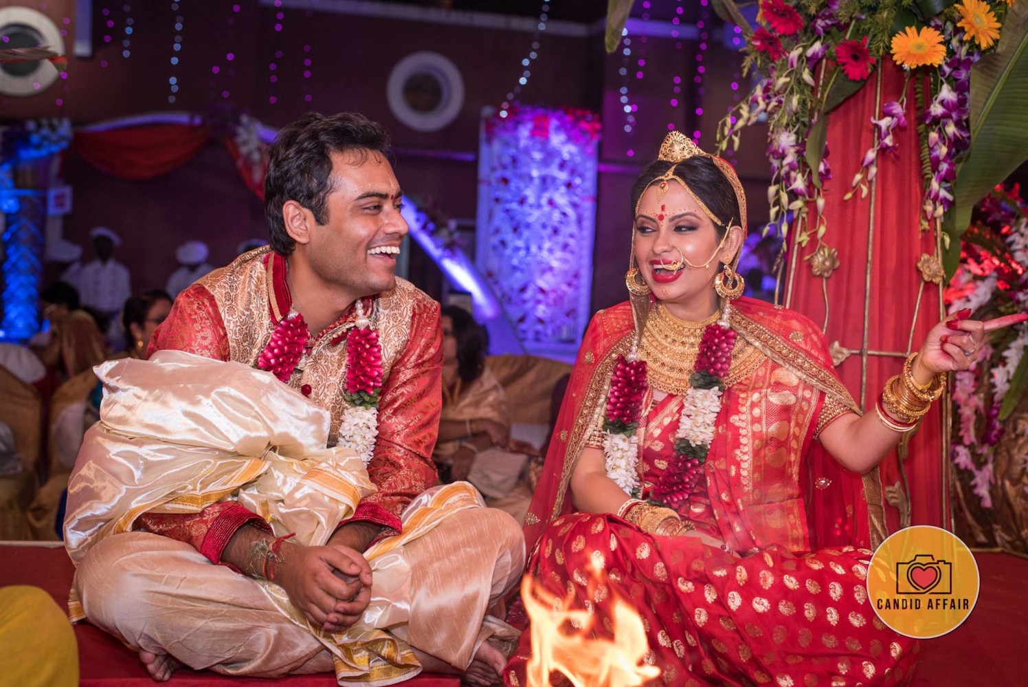 Bengali Bride And Groom's Candid Photography by Candid Affair Wedding-photography | Weddings Photos & Ideas