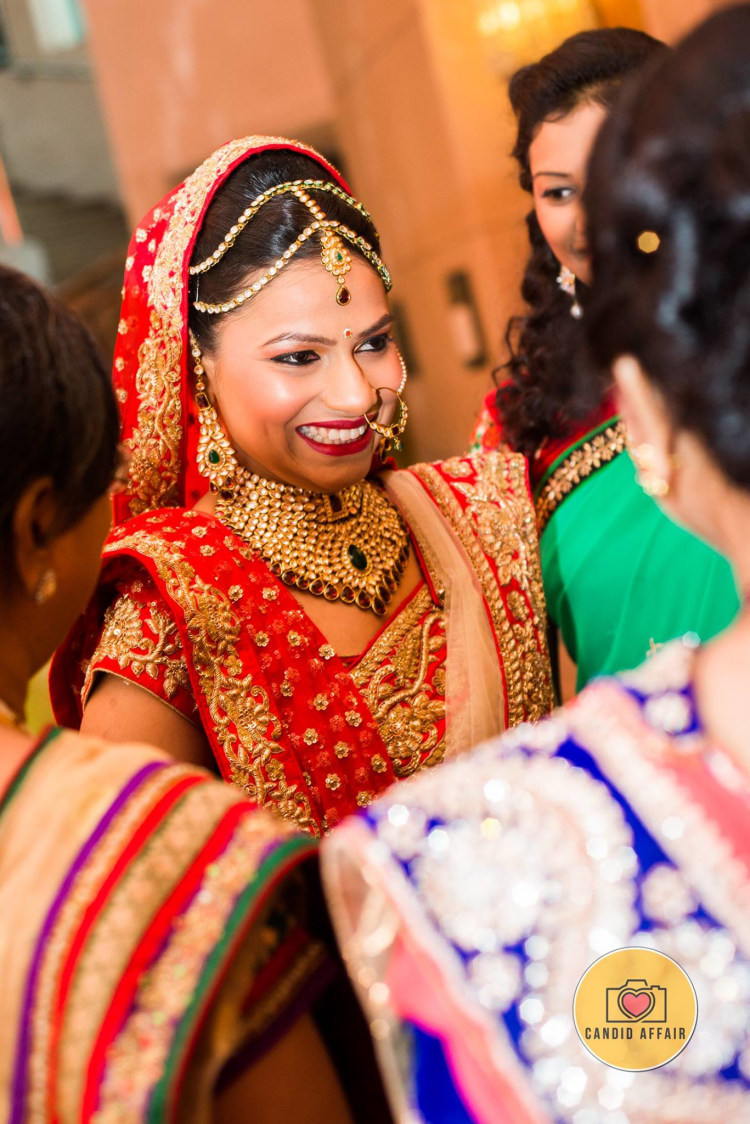 Bridal Smiling Face by Candid Affair Wedding-photography Bridal-jewellery-and-accessories Bridal-makeup | Weddings Photos & Ideas