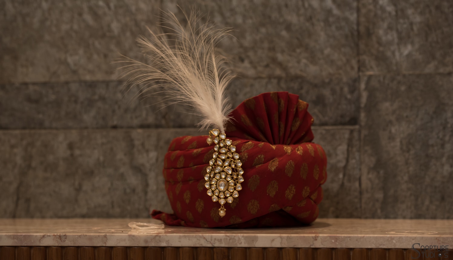 Red Turban With Golden Work And Kundan Kilangi Brooch by Sahil Kumar Wedding-photography | Weddings Photos & Ideas