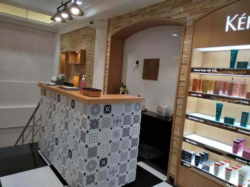 Wooden Work Wall With Black And White Tile Flooring by Manvir Singh Contemporary | Interior Design Photos & Ideas