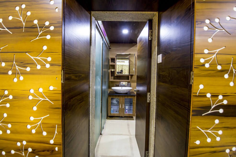 Golden Brown by Trupti Ladda Contemporary | Interior Design Photos & Ideas