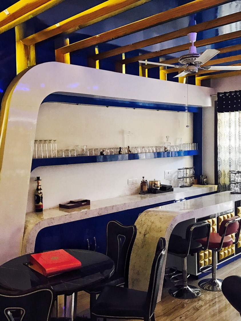 Modern Bar Area by Sushant Madan Modern | Interior Design Photos & Ideas