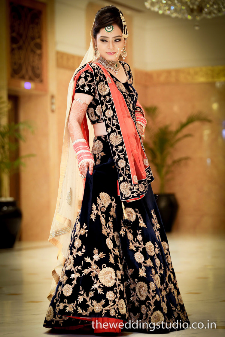 Because red and pink attires are too mainstream! by THE WEDDING STUDIO Wedding-photography Wedding-dresses | Weddings Photos & Ideas