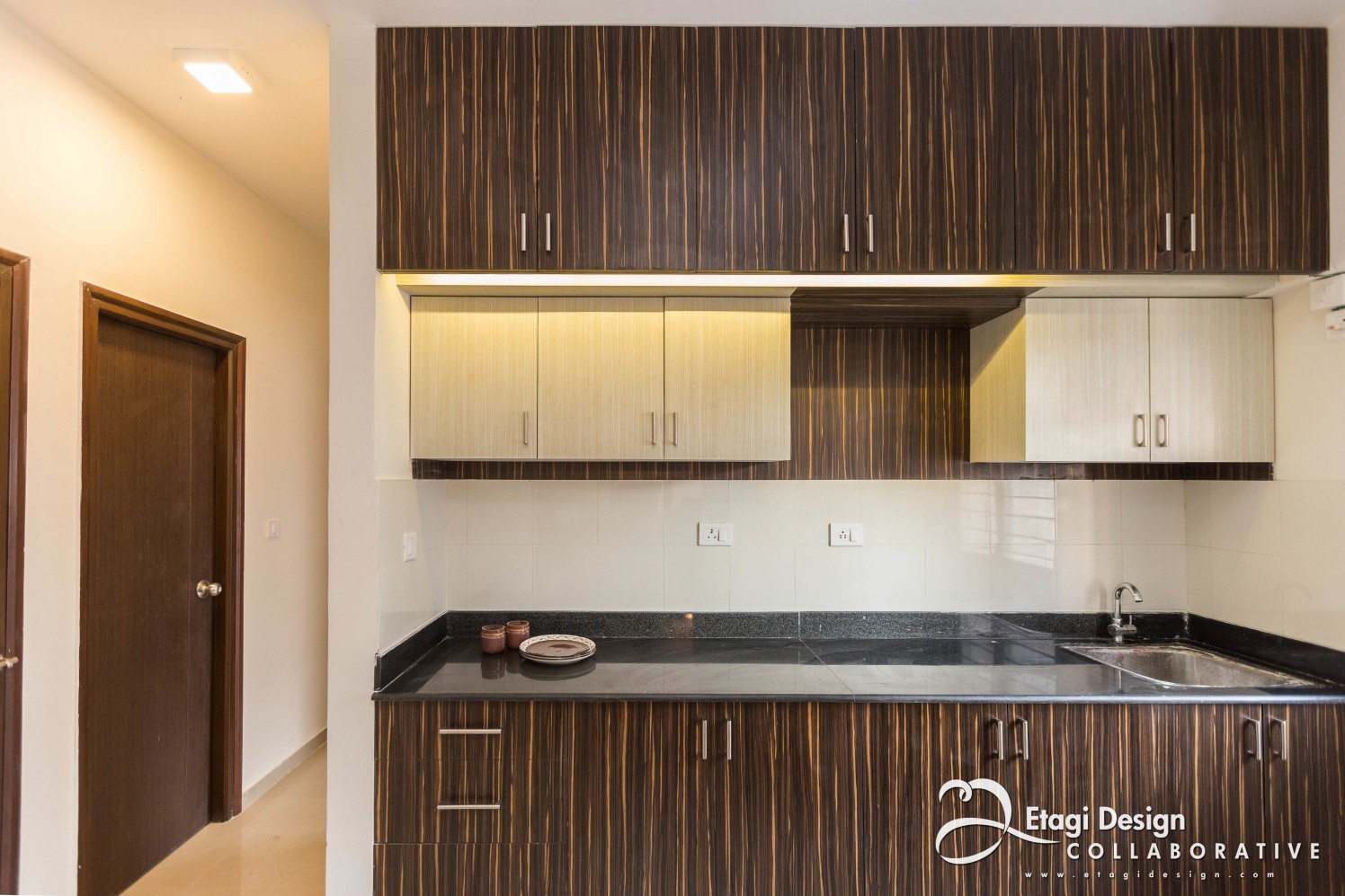 Kitchen Cabinets by Prashanth Nandiprasad Modern | Interior Design Photos & Ideas