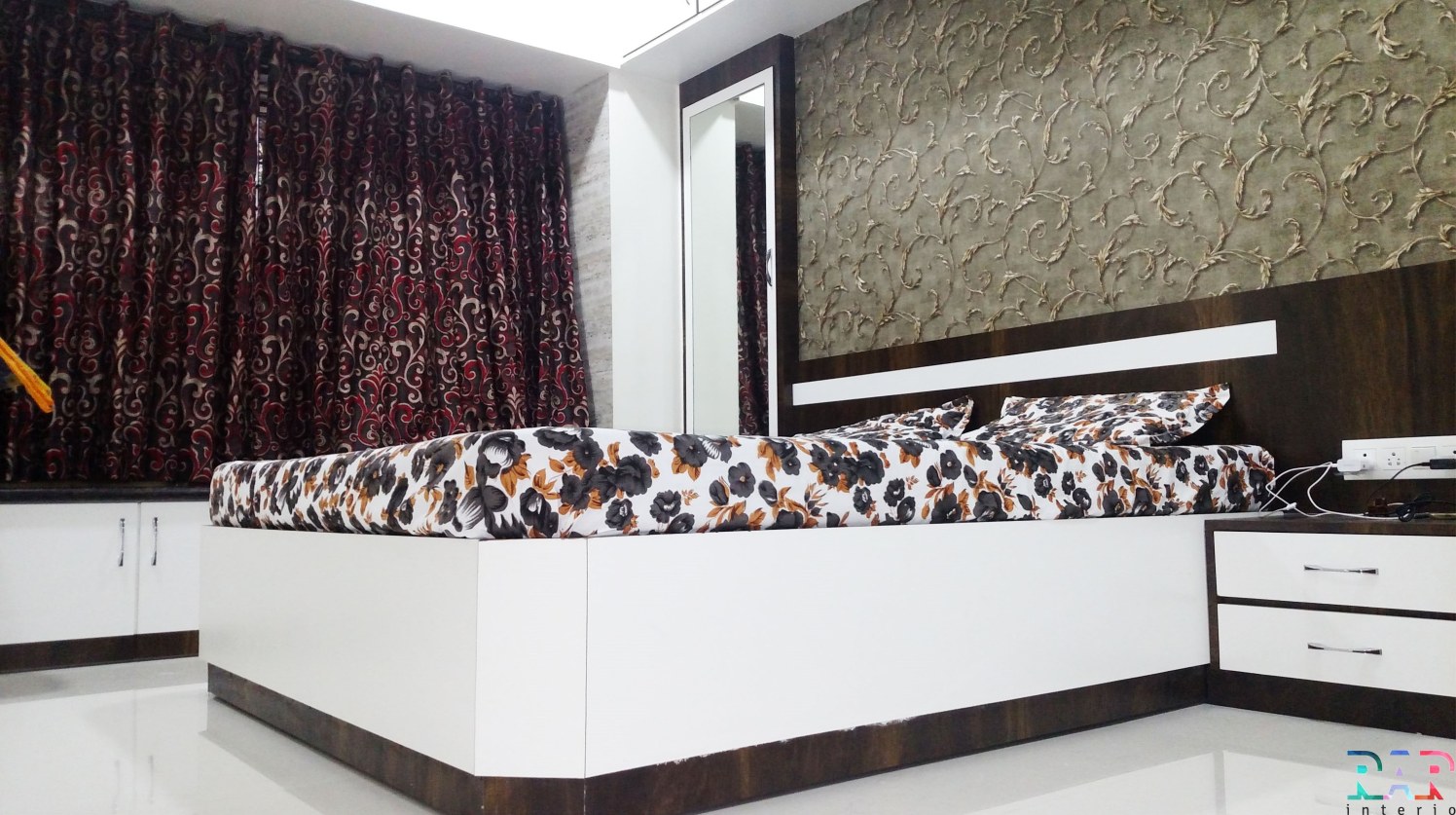 Veneer Skirting by Anil Jangid Contemporary | Interior Design Photos & Ideas