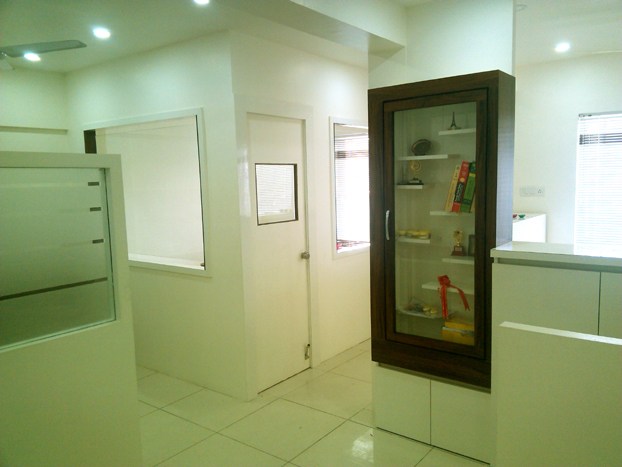 Modern Office Space by Abhijeet Avinash Joshi Modern | Interior Design Photos & Ideas