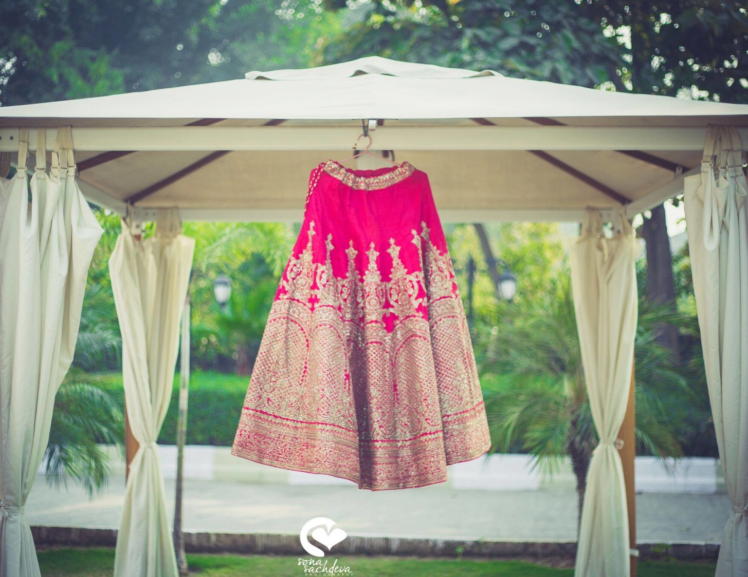 Preposterous alluring attire by Sona Sachdeva Photography Wedding-photography | Weddings Photos & Ideas