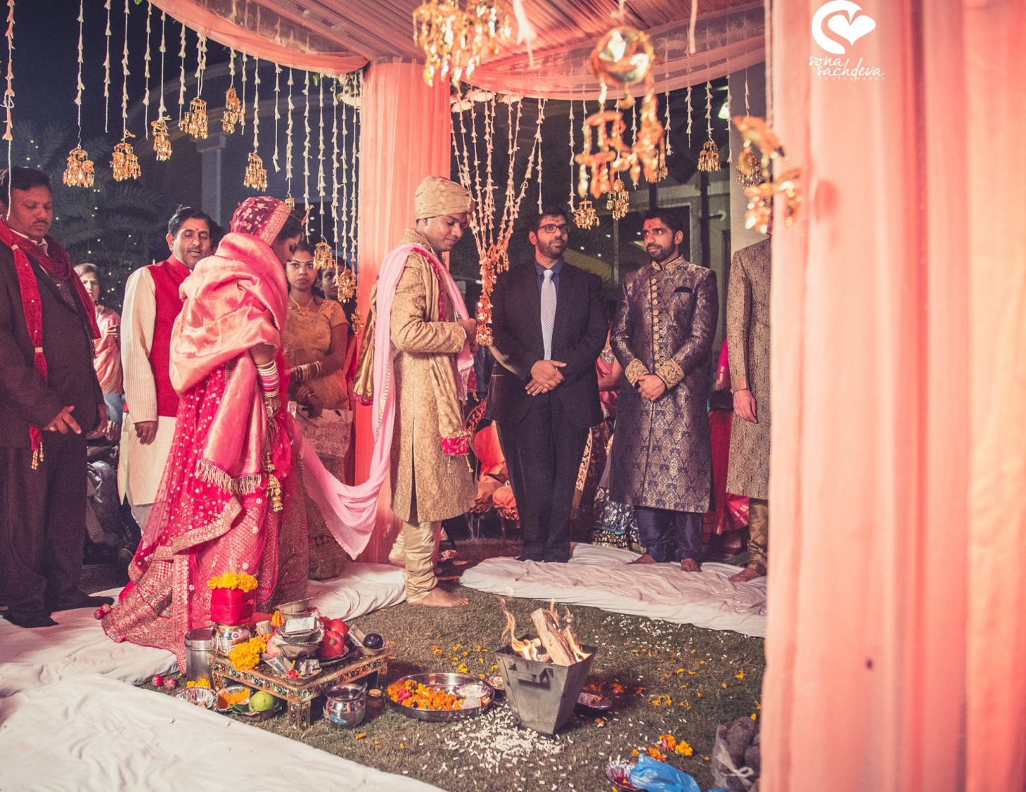 Stepping towards eternal love by Sona Sachdeva Photography Wedding-photography | Weddings Photos & Ideas