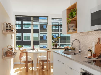 Modern Kitchen and Dining Space at Harrison Urby