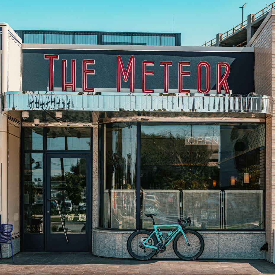 The Meteor cafe at Dallas Urby - luxury apartments for rent in Dallas TX