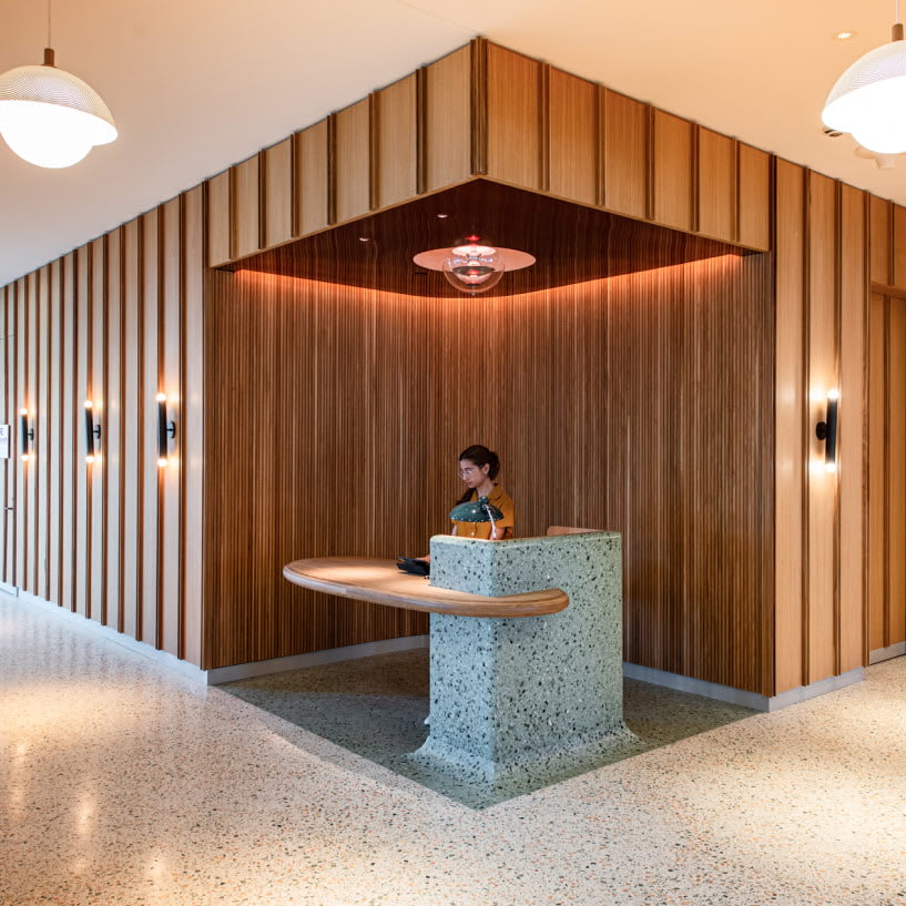 Dallas Urby 24/7 Welcome Desk